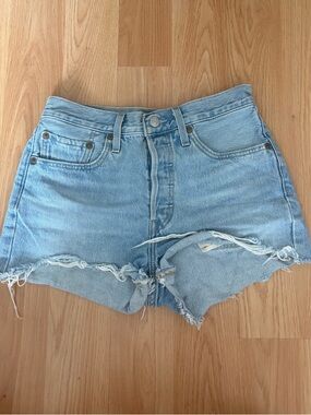 Levi’s 501 shorts